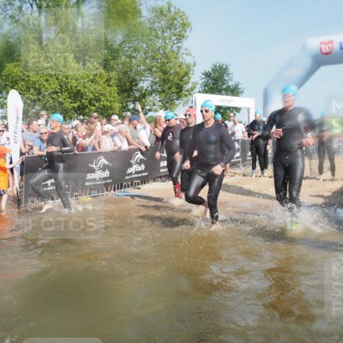 22.06.2025 - Viking Triathlon KatJ http://msf.ph/oto/8088611 22.06.2025 10:08:43 Schwimmen 71, 136, 166, 234, 241, 246, 303, 305, 319, 356, 357, 459, 470, 471, 640, 656 meine-sportfotos.de