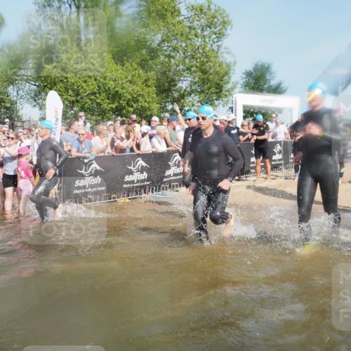 22.06.2025 - Viking Triathlon KatJ http://msf.ph/oto/8088632 22.06.2025 10:08:44 Schwimmen 136, 160, 234, 241, 246, 303, 305, 319, 356, 359, 459, 470, 471, 483, 634, 640, 656 meine-sportfotos.de