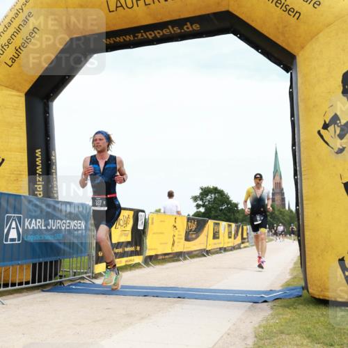 22.06.2025 - Viking Triathlon H.Heesch http://msf.ph/oto/8088658 22.06.2025 13:22:53 Laufen 91, 337 meine-sportfotos.de