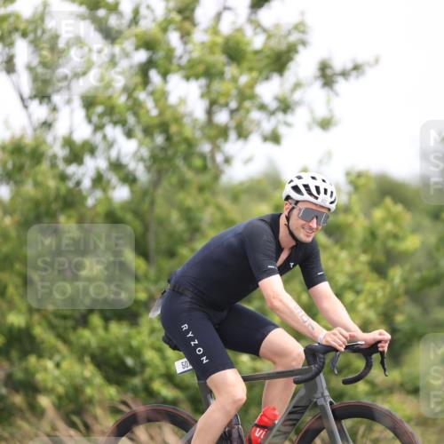 22.06.2025 - Viking Triathlon Yannick Fuchs http://msf.ph/oto/8088663 22.06.2025 13:16:45 Radfahren 221, 273, 501 meine-sportfotos.de