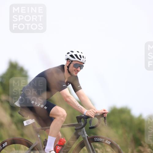 22.06.2025 - Viking Triathlon Yannick Fuchs http://msf.ph/oto/8088668 22.06.2025 13:16:45 Radfahren 221, 273, 501 meine-sportfotos.de
