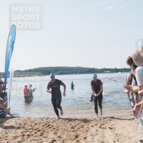 22.06.2025 - Viking Triathlon MichiJ http://msf.ph/oto/8088680 22.06.2025 10:36:41 Schwimmen 232, 251, 332 meine-sportfotos.de