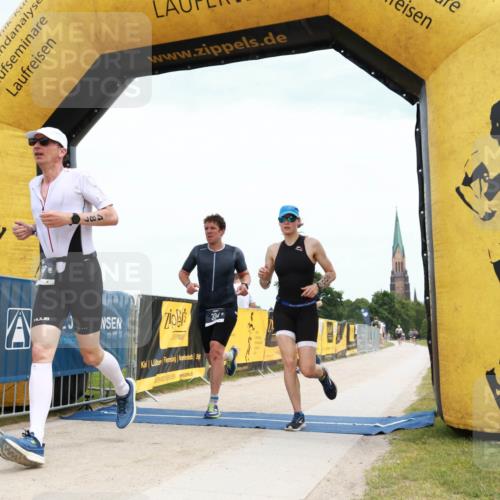 22.06.2025 - Viking Triathlon H.Heesch http://msf.ph/oto/8088699 22.06.2025 13:23:06 Laufen 200, 297, 384, 487 meine-sportfotos.de