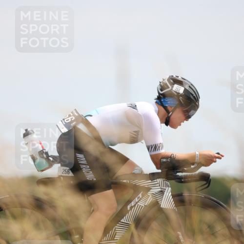 22.06.2025 - Viking Triathlon Yannick Fuchs http://msf.ph/oto/8088745 22.06.2025 13:17:11 Radfahren 256, 484 meine-sportfotos.de