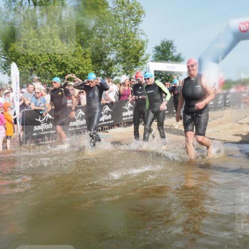22.06.2025 - Viking Triathlon KatJ http://msf.ph/oto/8088760 22.06.2025 10:08:49 Schwimmen 160, 234, 241, 356, 359, 405, 471, 483, 634, 640, 656 meine-sportfotos.de