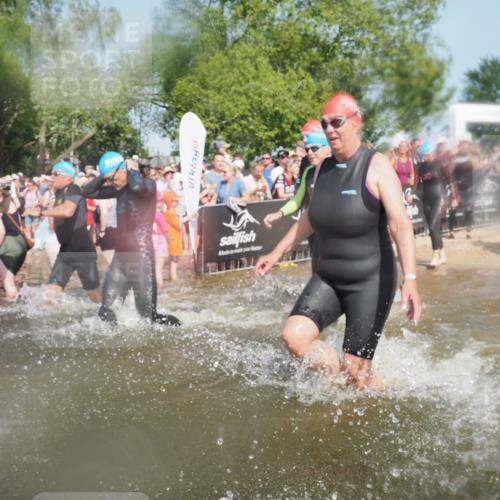 22.06.2025 - Viking Triathlon KatJ http://msf.ph/oto/8088822 22.06.2025 10:08:51 Schwimmen 160, 234, 241, 356, 359, 405, 471, 483, 634, 640, 656 meine-sportfotos.de