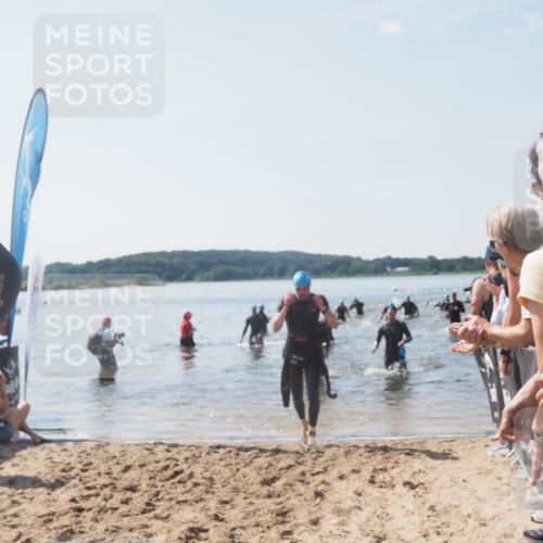 22.06.2025 - Viking Triathlon MichiJ http://msf.ph/oto/8088858 22.06.2025 10:37:08 Schwimmen 172, 355, 370, 388, 454, 500, 513, 649 meine-sportfotos.de
