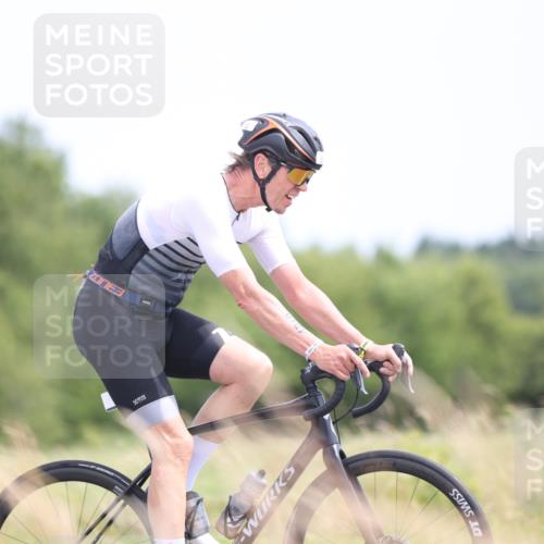 22.06.2025 - Viking Triathlon Yannick Fuchs http://msf.ph/oto/8088865 22.06.2025 13:17:57 Radfahren 55, 236, 467 meine-sportfotos.de