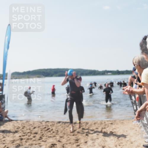 22.06.2025 - Viking Triathlon MichiJ http://msf.ph/oto/8088879 22.06.2025 10:37:09 Schwimmen 172, 233, 355, 370, 388, 454, 500, 513, 649 meine-sportfotos.de