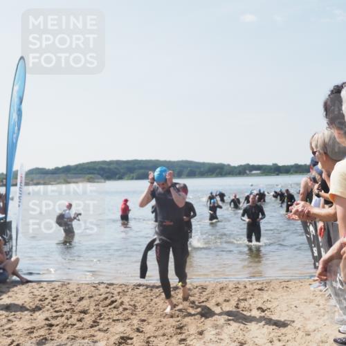 22.06.2025 - Viking Triathlon MichiJ http://msf.ph/oto/8088885 22.06.2025 10:37:09 Schwimmen 172, 233, 355, 370, 388, 454, 500, 513, 649 meine-sportfotos.de