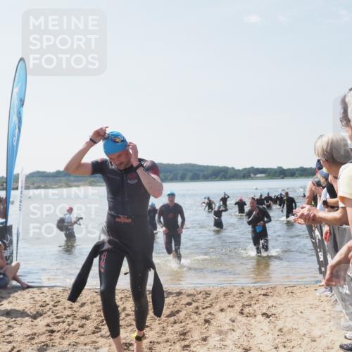 22.06.2025 - Viking Triathlon MichiJ http://msf.ph/oto/8088923 22.06.2025 10:37:10 Schwimmen 172, 233, 355, 370, 383, 388, 454, 500, 513, 649 meine-sportfotos.de