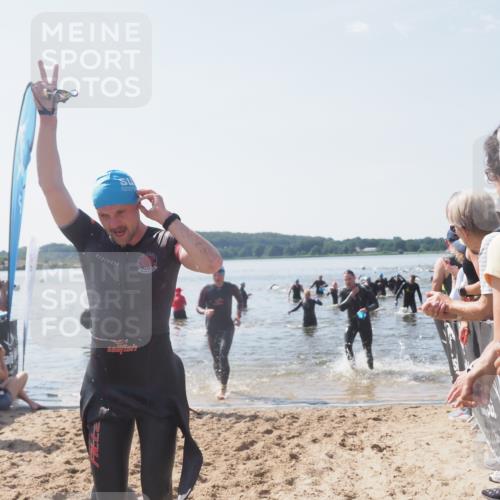 22.06.2025 - Viking Triathlon MichiJ http://msf.ph/oto/8088941 22.06.2025 10:37:11 Schwimmen 172, 233, 355, 370, 383, 454, 500, 513, 649 meine-sportfotos.de