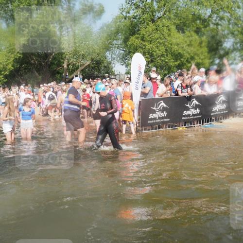 22.06.2025 - Viking Triathlon KatJ http://msf.ph/oto/8088951 22.06.2025 10:08:55 Schwimmen 160, 359, 405, 483, 634, 640 meine-sportfotos.de