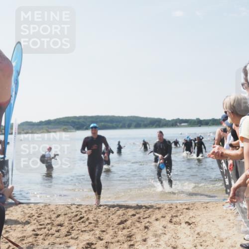 22.06.2025 - Viking Triathlon MichiJ http://msf.ph/oto/8088973 22.06.2025 10:37:12 Schwimmen 172, 233, 355, 370, 383, 454, 500, 513, 649 meine-sportfotos.de