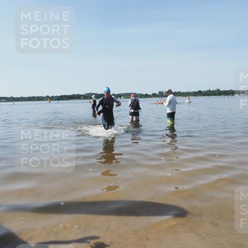 22.06.2025 - Viking Triathlon KatJ http://msf.ph/oto/8088981 22.06.2025 10:22:49 Schwimmen 100 meine-sportfotos.de