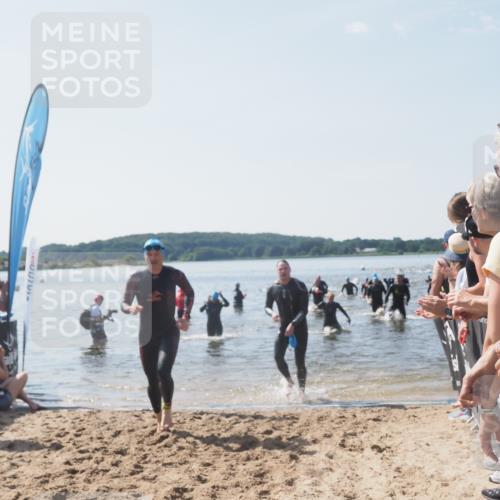 22.06.2025 - Viking Triathlon MichiJ http://msf.ph/oto/8088997 22.06.2025 10:37:12 Schwimmen 172, 233, 355, 370, 383, 454, 500, 513, 649 meine-sportfotos.de