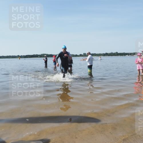 22.06.2025 - Viking Triathlon KatJ http://msf.ph/oto/8089004 22.06.2025 10:22:50 Schwimmen 100 meine-sportfotos.de