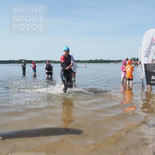 22.06.2025 - Viking Triathlon KatJ http://msf.ph/oto/8089030 22.06.2025 10:22:51 Schwimmen 100 meine-sportfotos.de