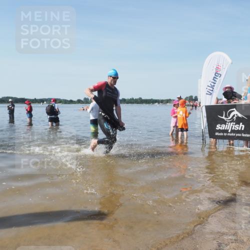 22.06.2025 - Viking Triathlon KatJ http://msf.ph/oto/8089057 22.06.2025 10:22:51 Schwimmen 100 meine-sportfotos.de