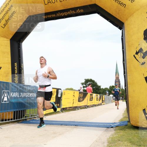 22.06.2025 - Viking Triathlon H.Heesch http://msf.ph/oto/8089058 22.06.2025 13:26:43 Laufen 41, 658 meine-sportfotos.de