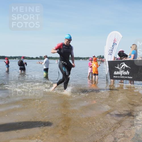 22.06.2025 - Viking Triathlon KatJ http://msf.ph/oto/8089073 22.06.2025 10:22:51 Schwimmen 100 meine-sportfotos.de