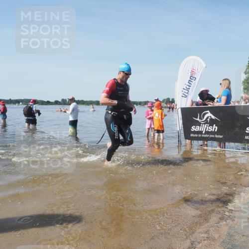 22.06.2025 - Viking Triathlon KatJ http://msf.ph/oto/8089082 22.06.2025 10:22:51 Schwimmen 100 meine-sportfotos.de
