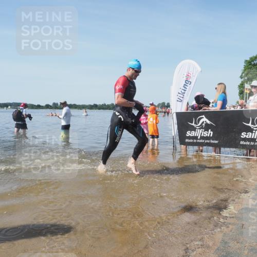 22.06.2025 - Viking Triathlon KatJ http://msf.ph/oto/8089088 22.06.2025 10:22:52 Schwimmen 100 meine-sportfotos.de