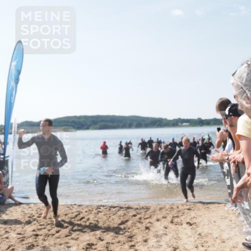 22.06.2025 - Viking Triathlon MichiJ http://msf.ph/oto/8089093 22.06.2025 10:37:20 Schwimmen 34, 131, 172, 180, 233, 253, 312, 316, 344, 370, 383, 454, 513, 649 meine-sportfotos.de