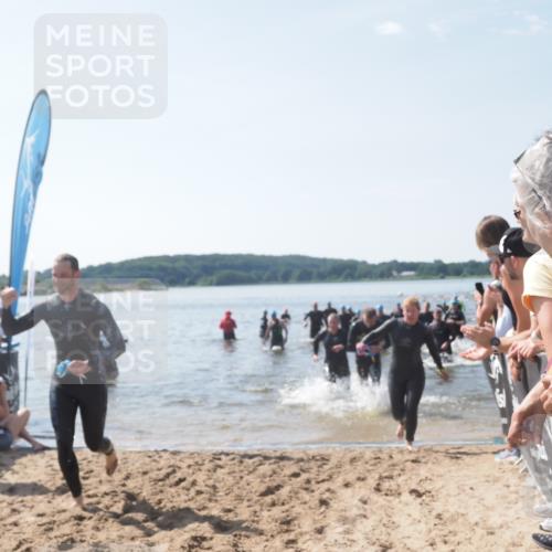 22.06.2025 - Viking Triathlon MichiJ http://msf.ph/oto/8089108 22.06.2025 10:37:20 Schwimmen 34, 131, 172, 180, 233, 253, 312, 316, 344, 370, 383, 454, 513, 649 meine-sportfotos.de