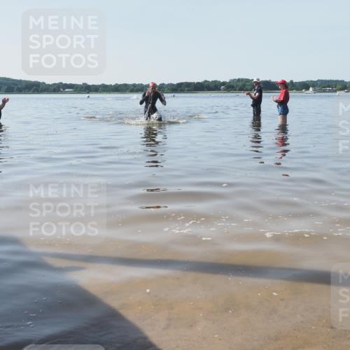 22.06.2025 - Viking Triathlon KatJ http://msf.ph/oto/8089109 22.06.2025 10:24:09 Schwimmen 609 meine-sportfotos.de