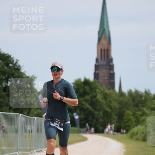 22.06.2025 - Viking Triathlon H.Heesch http://msf.ph/oto/8089111 22.06.2025 12:57:51 Laufen 184, 416 meine-sportfotos.de