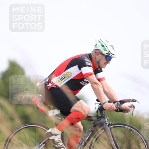 22.06.2025 - Viking Triathlon Yannick Fuchs http://msf.ph/oto/8089112 22.06.2025 13:19:17 Radfahren 141, 160, 169, 418 meine-sportfotos.de