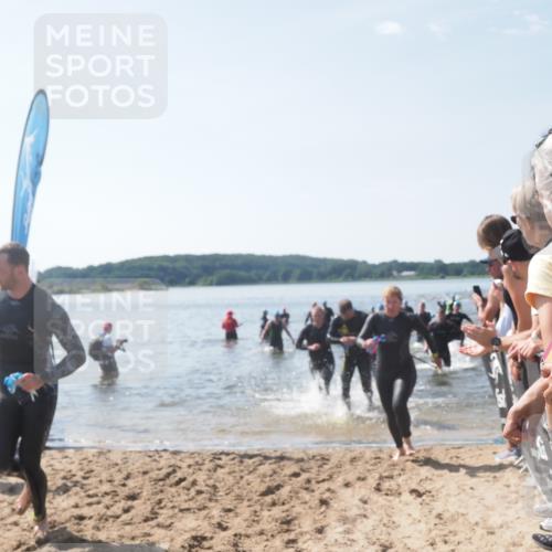 22.06.2025 - Viking Triathlon MichiJ http://msf.ph/oto/8089117 22.06.2025 10:37:21 Schwimmen 34, 131, 172, 180, 233, 253, 312, 316, 344, 370, 383, 454, 456, 513, 649 meine-sportfotos.de
