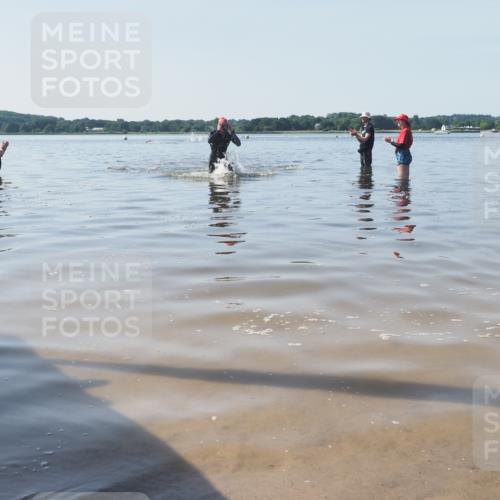 22.06.2025 - Viking Triathlon KatJ http://msf.ph/oto/8089118 22.06.2025 10:24:10 Schwimmen 609 meine-sportfotos.de