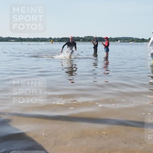 22.06.2025 - Viking Triathlon KatJ http://msf.ph/oto/8089127 22.06.2025 10:24:11 Schwimmen 609 meine-sportfotos.de