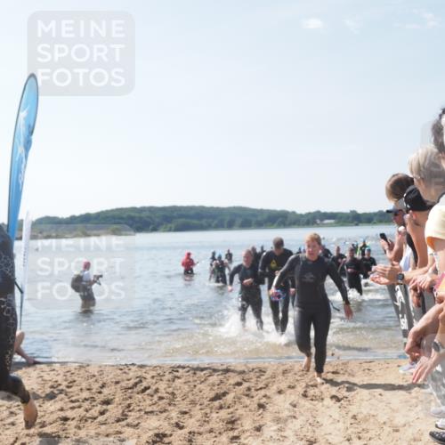 22.06.2025 - Viking Triathlon MichiJ http://msf.ph/oto/8089134 22.06.2025 10:37:21 Schwimmen 34, 131, 172, 180, 233, 253, 312, 316, 344, 370, 383, 454, 456, 513, 649 meine-sportfotos.de