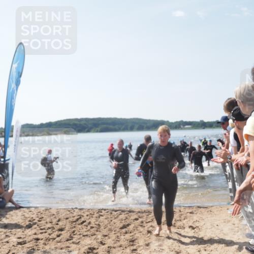 22.06.2025 - Viking Triathlon MichiJ http://msf.ph/oto/8089160 22.06.2025 10:37:22 Schwimmen 21, 34, 131, 172, 180, 233, 253, 312, 316, 344, 370, 383, 454, 456, 513, 649 meine-sportfotos.de