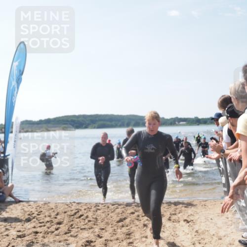 22.06.2025 - Viking Triathlon MichiJ http://msf.ph/oto/8089170 22.06.2025 10:37:22 Schwimmen 21, 34, 131, 172, 180, 233, 253, 312, 316, 344, 370, 383, 454, 456, 513, 649 meine-sportfotos.de