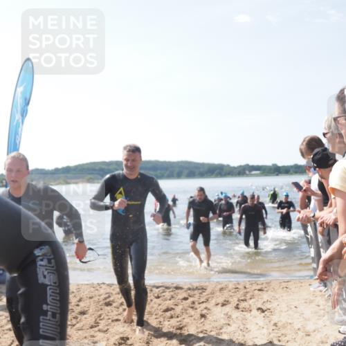22.06.2025 - Viking Triathlon MichiJ http://msf.ph/oto/8089237 22.06.2025 10:37:24 Schwimmen 21, 34, 131, 141, 172, 180, 187, 233, 253, 312, 316, 344, 370, 383, 456, 649 meine-sportfotos.de