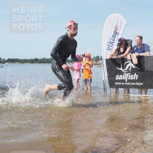 22.06.2025 - Viking Triathlon KatJ http://msf.ph/oto/8089240 22.06.2025 10:24:14 Schwimmen 609 meine-sportfotos.de