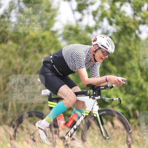 22.06.2025 - Viking Triathlon Yannick Fuchs http://msf.ph/oto/8089259 22.06.2025 13:20:14 Radfahren 319, 543 meine-sportfotos.de