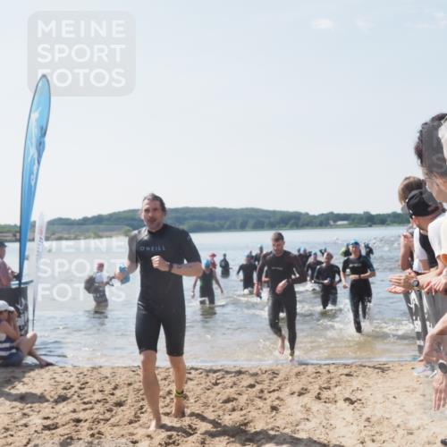 22.06.2025 - Viking Triathlon MichiJ http://msf.ph/oto/8089310 22.06.2025 10:37:27 Schwimmen 21, 34, 131, 141, 163, 180, 187, 233, 253, 312, 316, 344, 370, 383, 456, 639 meine-sportfotos.de