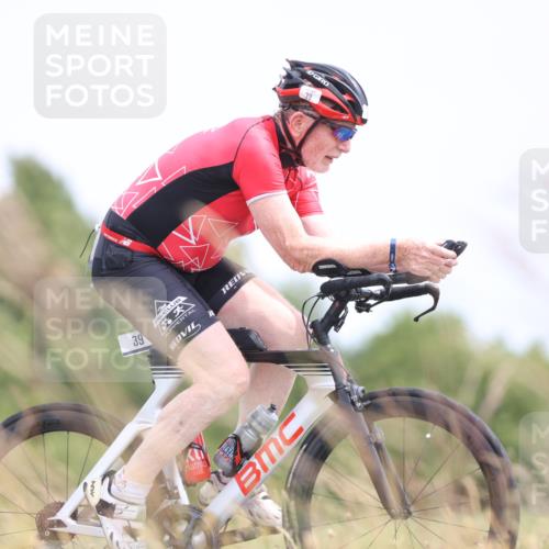 22.06.2025 - Viking Triathlon Yannick Fuchs http://msf.ph/oto/8089311 22.06.2025 13:20:51 Radfahren 39, 378, 636 meine-sportfotos.de