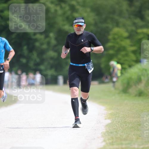 22.06.2025 - Viking Triathlon H.Heesch http://msf.ph/oto/8089329 22.06.2025 12:58:21 Laufen 28, 173, 237 meine-sportfotos.de