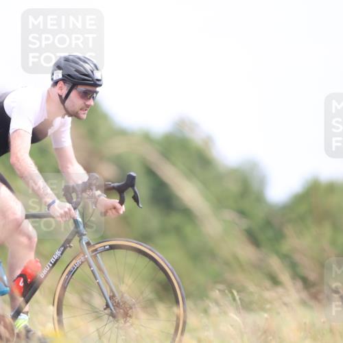 22.06.2025 - Viking Triathlon Yannick Fuchs http://msf.ph/oto/8089334 22.06.2025 13:20:54 Radfahren 39, 378, 636 meine-sportfotos.de