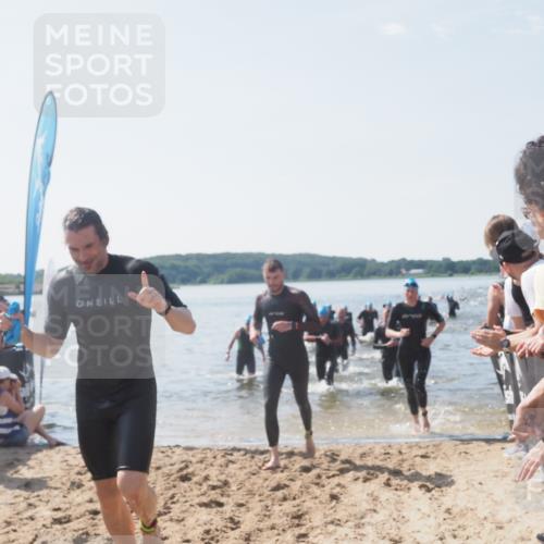 22.06.2025 - Viking Triathlon MichiJ http://msf.ph/oto/8089336 22.06.2025 10:37:28 Schwimmen 21, 34, 131, 141, 163, 177, 180, 187, 233, 253, 312, 316, 344, 370, 383, 456, 639 meine-sportfotos.de