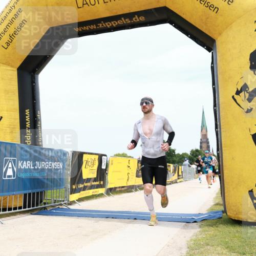 22.06.2025 - Viking Triathlon H.Heesch http://msf.ph/oto/8089347 22.06.2025 13:29:34 Laufen 258, 324 meine-sportfotos.de