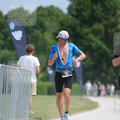 22.06.2025 - Viking Triathlon H.Heesch http://msf.ph/oto/8089357 22.06.2025 12:58:23 Laufen 28, 173, 237 meine-sportfotos.de