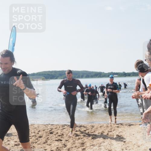 22.06.2025 - Viking Triathlon MichiJ http://msf.ph/oto/8089362 22.06.2025 10:37:28 Schwimmen 21, 34, 131, 141, 163, 177, 180, 187, 233, 253, 312, 316, 344, 370, 383, 456, 639 meine-sportfotos.de