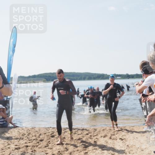 22.06.2025 - Viking Triathlon MichiJ http://msf.ph/oto/8089371 22.06.2025 10:37:29 Schwimmen 21, 34, 131, 141, 163, 177, 180, 187, 233, 245, 253, 312, 316, 344, 383, 456, 614, 639 meine-sportfotos.de
